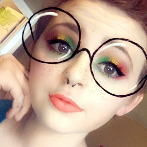 Meet your Posher, Maddy - Picture 1 of 1